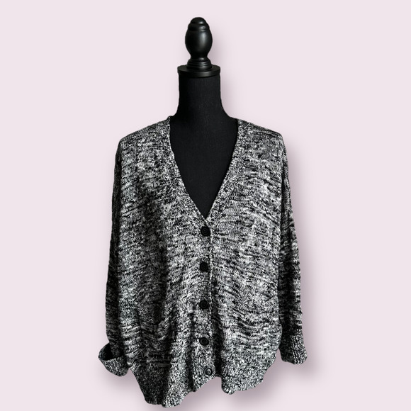 Jones New York Tops - Jones New York Sport Cotton Blend Black and White Cardigan Sz XL